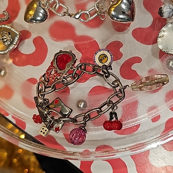 6 set charm bracelet, cute, fashionable, versatile, beautiful, charm Aa+ - Picture 5 of 8